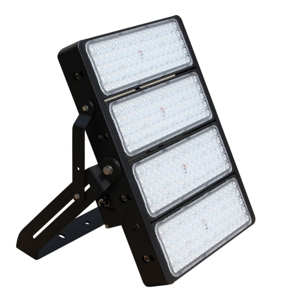 600 Watt cool white dimmable 40x100° modular LED flood light (IP65) - Modular LED Floodlight - JNLED
